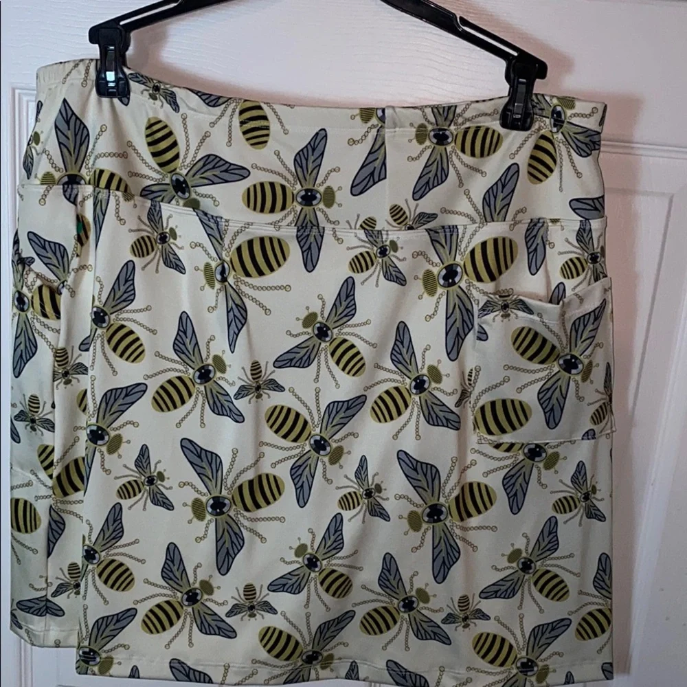 BSkinz Women’s Bee Skort Golf Tennis Pockets Size XXL